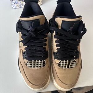 Jordan Men's Black and Tan Sneakers